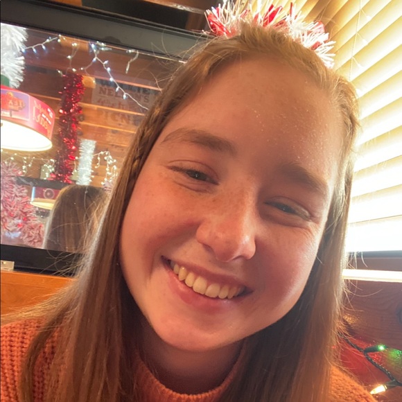 Meet your Posher, Paige - Picture 1 of 1